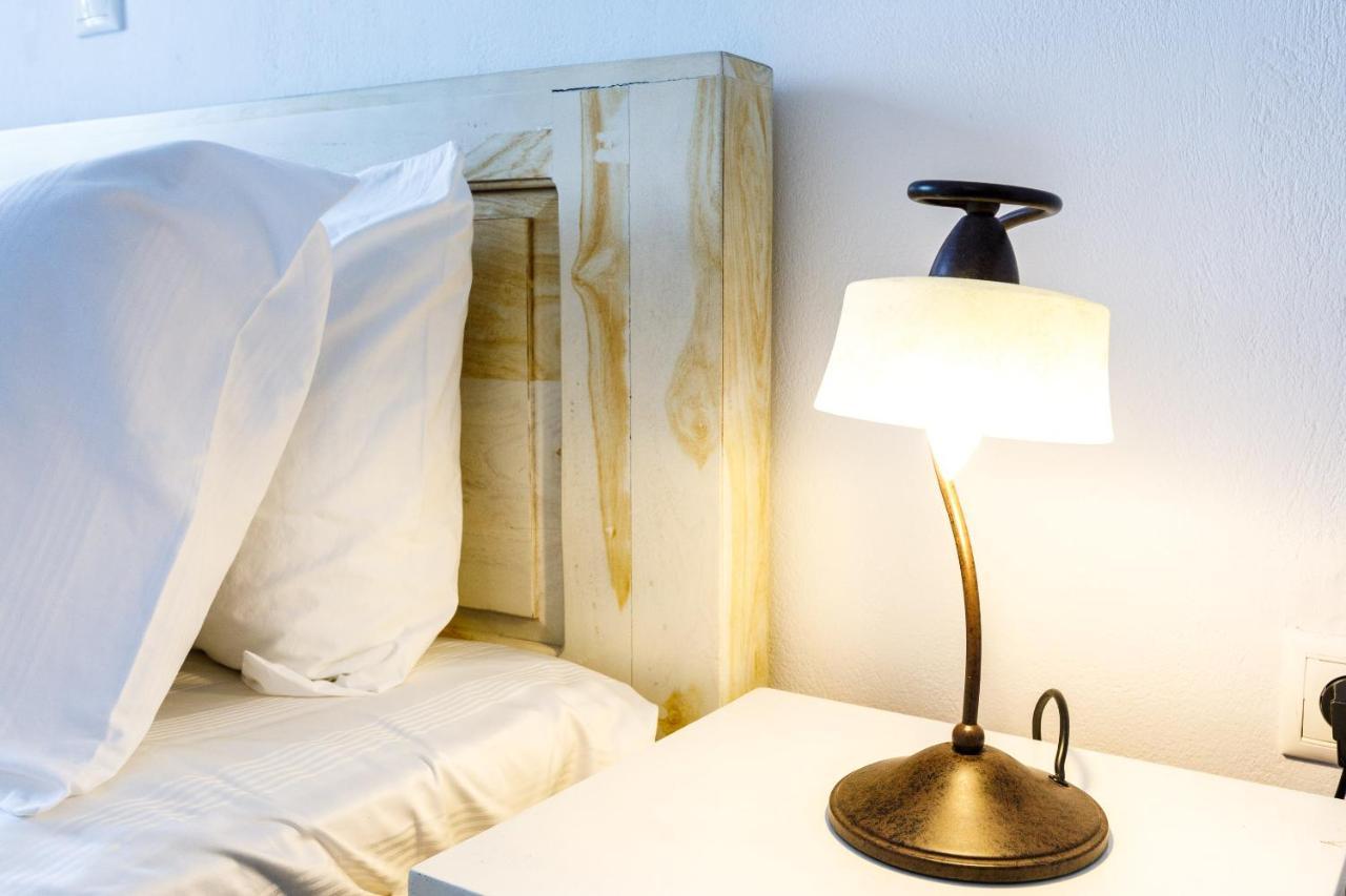 Arcana Santorini Villas, An Authentic Cycladic Experience Akrotiri  Bagian luar foto